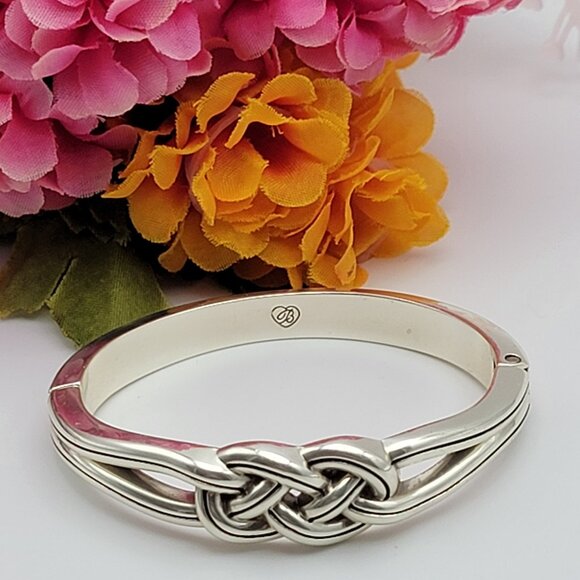 Brighton Silver Tone Double Knot Charm Hinged Bangle Bracelet Oval Clamper 6.5" - Picture 1 of 7